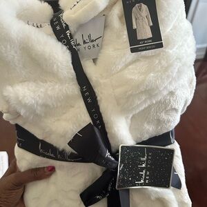 Nicole Miller New York Cream Faux Fur Robe